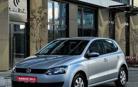 Volkswagen Polo VI (EU Market), 2010 год, 840 000 рублей, 1 фотография