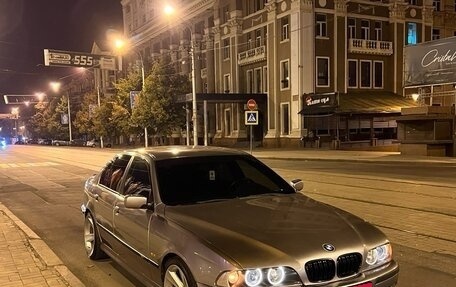 BMW 5 серия, 2000 год, 1 070 000 рублей, 1 фотография