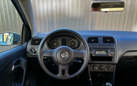 Volkswagen Polo VI (EU Market), 2010 год, 840 000 рублей, 28 фотография