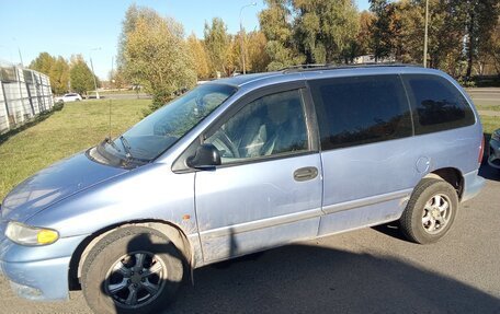 Chrysler Voyager III, 1995 год, 190 000 рублей, 6 фотография