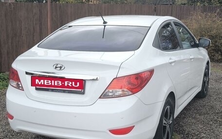 Hyundai Solaris II рестайлинг, 2013 год, 950 000 рублей, 3 фотография