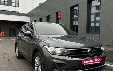 Volkswagen Tiguan II, 2021 год, 3 500 000 рублей, 9 фотография