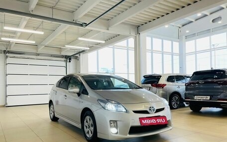 Toyota Prius, 2010 год, 1 209 009 рублей, 8 фотография