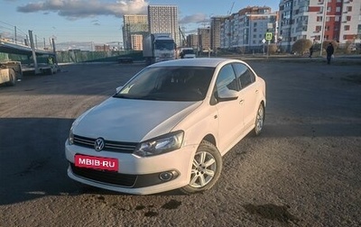 Volkswagen Polo VI (EU Market), 2013 год, 1 050 000 рублей, 1 фотография