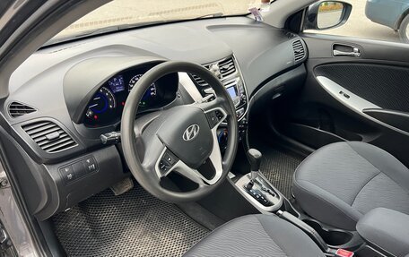 Hyundai Solaris II рестайлинг, 2012 год, 724 000 рублей, 22 фотография