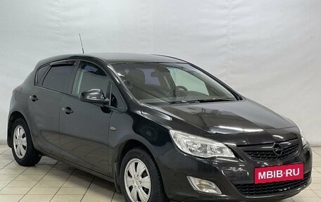 Opel Astra J, 2010 год, 950 000 рублей, 2 фотография