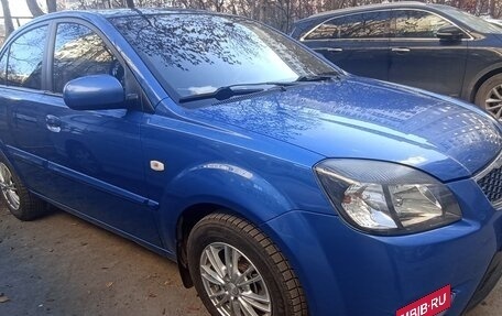 KIA Rio II, 2010 год, 800 000 рублей, 2 фотография