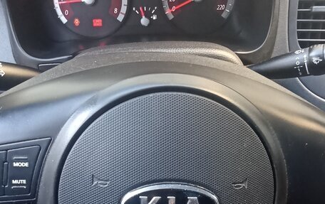 KIA Rio II, 2010 год, 800 000 рублей, 9 фотография