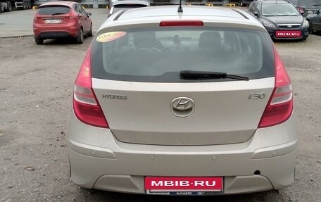 Hyundai i30 I, 2010 год, 650 000 рублей, 3 фотография