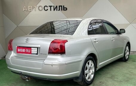 Toyota Avensis III рестайлинг, 2004 год, 680 000 рублей, 3 фотография