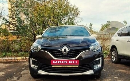 Renault Kaptur I рестайлинг, 2017 год, 1 150 000 рублей, 2 фотография