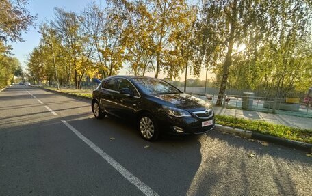 Opel Astra J, 2010 год, 1 250 000 рублей, 2 фотография