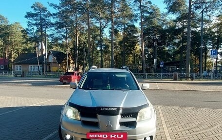 Mitsubishi Outlander III рестайлинг 3, 2007 год, 650 000 рублей, 7 фотография