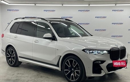 BMW X7, 2021 год, 9 800 000 рублей, 2 фотография