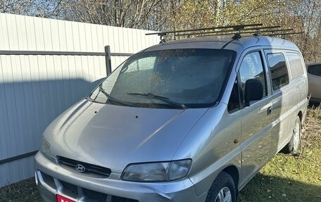 Hyundai H-1 II рестайлинг, 1998 год, 420 000 рублей, 1 фотография