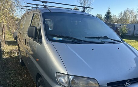 Hyundai H-1 II рестайлинг, 1998 год, 420 000 рублей, 2 фотография