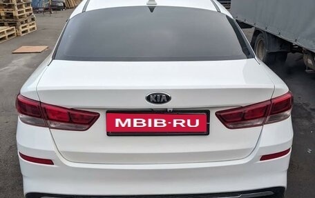 KIA Optima IV, 2019 год, 1 777 000 рублей, 2 фотография