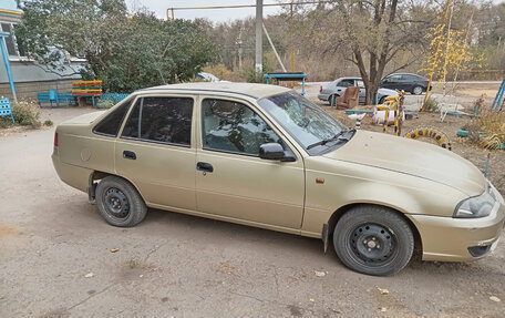 Daewoo Nexia I рестайлинг, 2008 год, 230 000 рублей, 3 фотография