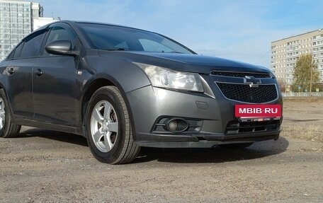 Chevrolet Cruze II, 2011 год, 750 000 рублей, 7 фотография