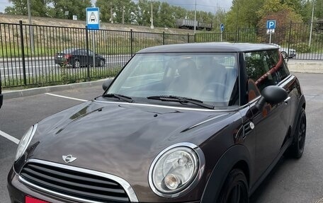 MINI Hatch, 2010 год, 930 000 рублей, 1 фотография