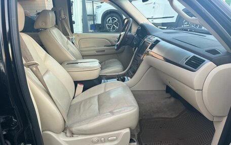 Cadillac Escalade III, 2008 год, 1 324 000 рублей, 14 фотография