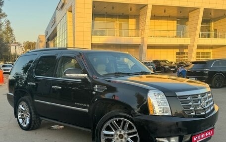 Cadillac Escalade III, 2008 год, 1 324 000 рублей, 3 фотография