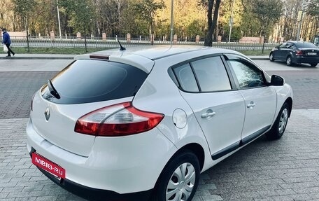 Renault Megane III, 2014 год, 565 000 рублей, 2 фотография