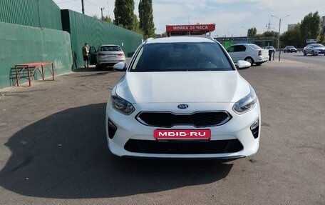 KIA cee'd III, 2019 год, 2 250 000 рублей, 2 фотография