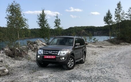 Mitsubishi Pajero IV, 2012 год, 2 480 000 рублей, 3 фотография