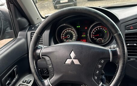 Mitsubishi Pajero IV, 2012 год, 2 480 000 рублей, 22 фотография