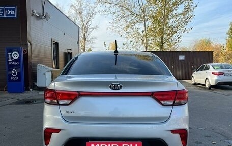 KIA Rio IV, 2018 год, 1 390 000 рублей, 5 фотография