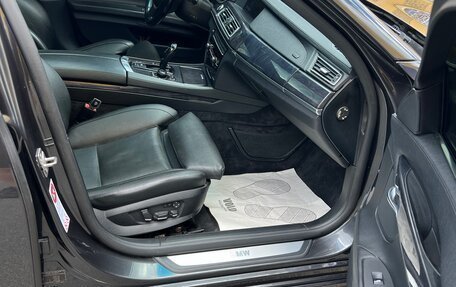 BMW 7 серия, 2010 год, 1 680 000 рублей, 15 фотография