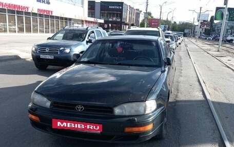 Toyota Camry, 1995 год, 550 000 рублей, 2 фотография