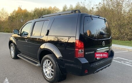 Nissan Pathfinder, 2011 год, 1 935 000 рублей, 5 фотография