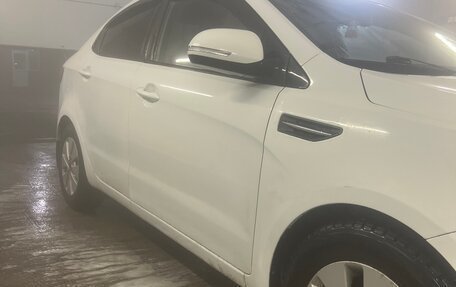 KIA Rio III рестайлинг, 2013 год, 670 000 рублей, 2 фотография