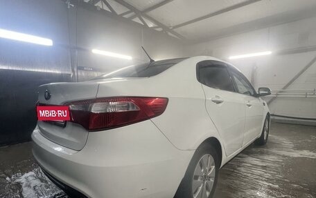 KIA Rio III рестайлинг, 2013 год, 670 000 рублей, 5 фотография