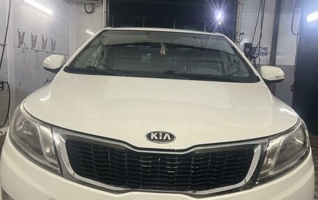 KIA Rio III рестайлинг, 2013 год, 670 000 рублей, 8 фотография