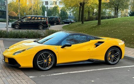 Ferrari 488, 2018 год, 29 950 000 рублей, 2 фотография