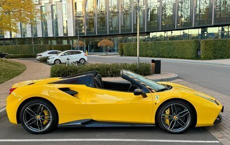 Ferrari 488, 2018 год, 29 950 000 рублей, 18 фотография