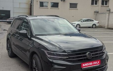 Volkswagen Tiguan II, 2021 год, 3 500 000 рублей, 3 фотография