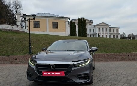 Honda Insight III, 2019 год, 2 250 000 рублей, 1 фотография