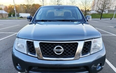 Nissan Navara (Frontier), 2011 год, 1 970 000 рублей, 9 фотография