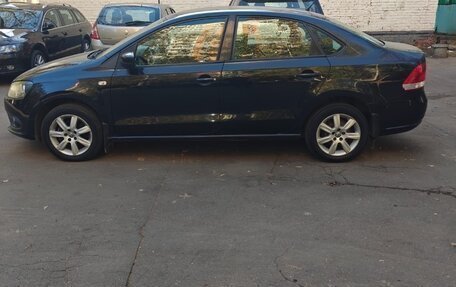 Volkswagen Polo VI (EU Market), 2013 год, 950 000 рублей, 2 фотография