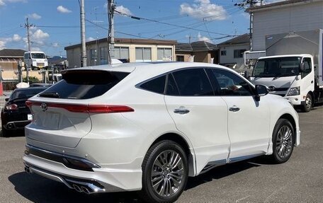 Toyota Harrier, 2021 год, 2 417 000 рублей, 2 фотография