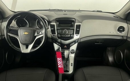 Chevrolet Cruze II, 2012 год, 699 000 рублей, 7 фотография