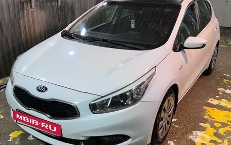 KIA cee'd III, 2013 год, 1 095 000 рублей, 2 фотография