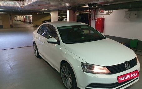 Volkswagen Jetta VI, 2015 год, 1 270 000 рублей, 3 фотография