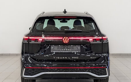 Volkswagen Tiguan, 2024 год, 6 700 000 рублей, 6 фотография