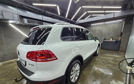 Volkswagen Touareg III, 2015 год, 2 700 000 рублей, 4 фотография