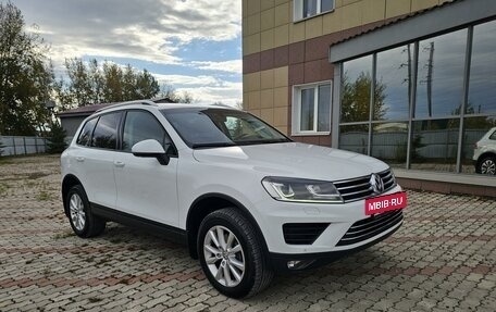 Volkswagen Touareg III, 2015 год, 2 700 000 рублей, 7 фотография